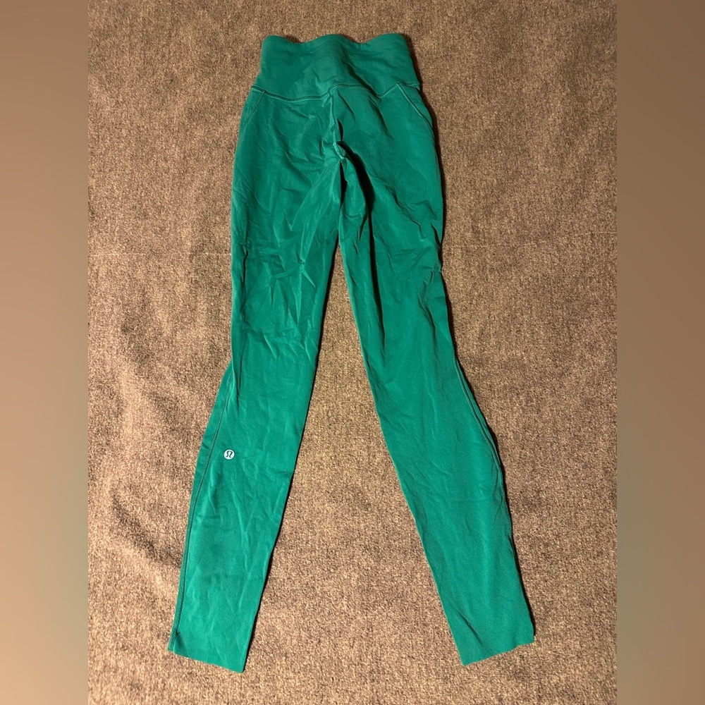 Lululemon Base Pace High-Rise Running Tight 28” in Everglade Green